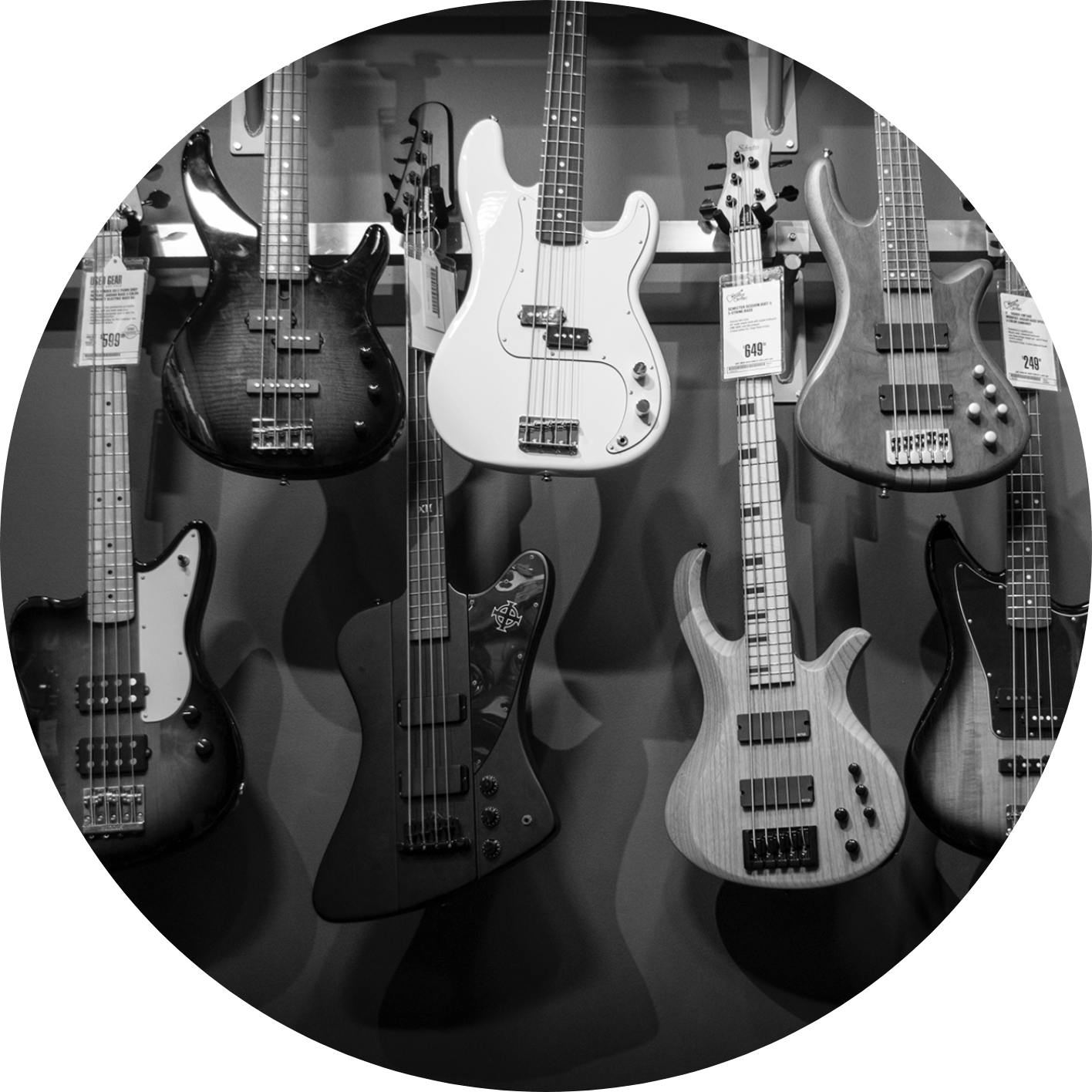 cirkelpng-music-white-black-guitar-65718